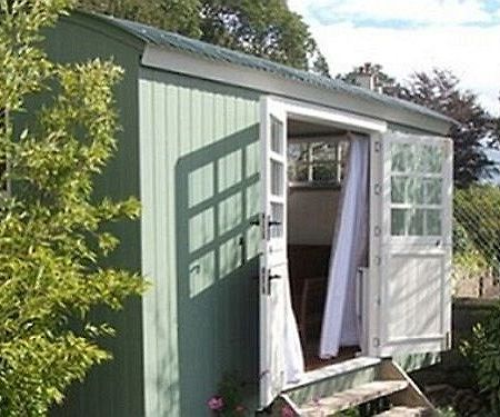 Posh Huts Farmstay Falstone Екстериор снимка