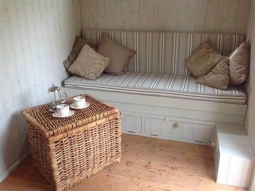 Posh Huts Farmstay Falstone Екстериор снимка