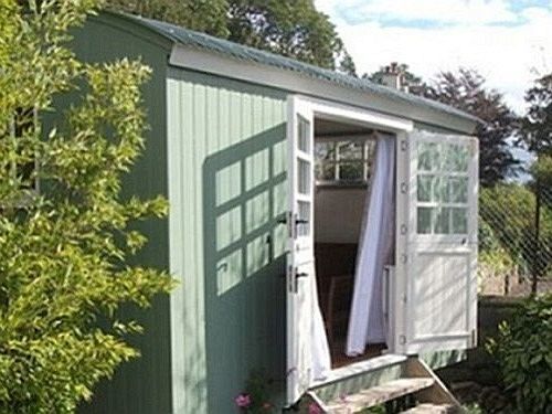 Posh Huts Farmstay Falstone Екстериор снимка